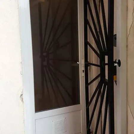 Gregbnb - Cosy - Climatise - Wifi - 15min Gare Τουλόν